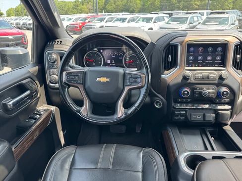 Used 2023 Chevrolet Silverado 2500 High Country w/ Z71 Off-Road Package AWD/4WD image 14