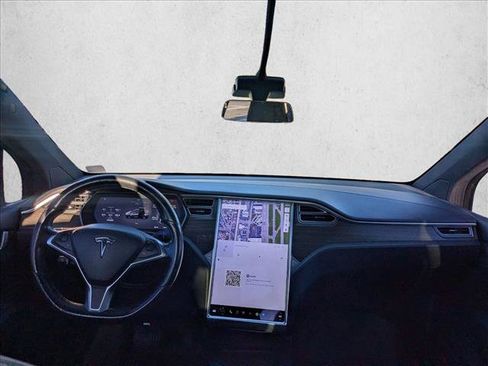 Used 2016 Tesla Model X 75D image 14