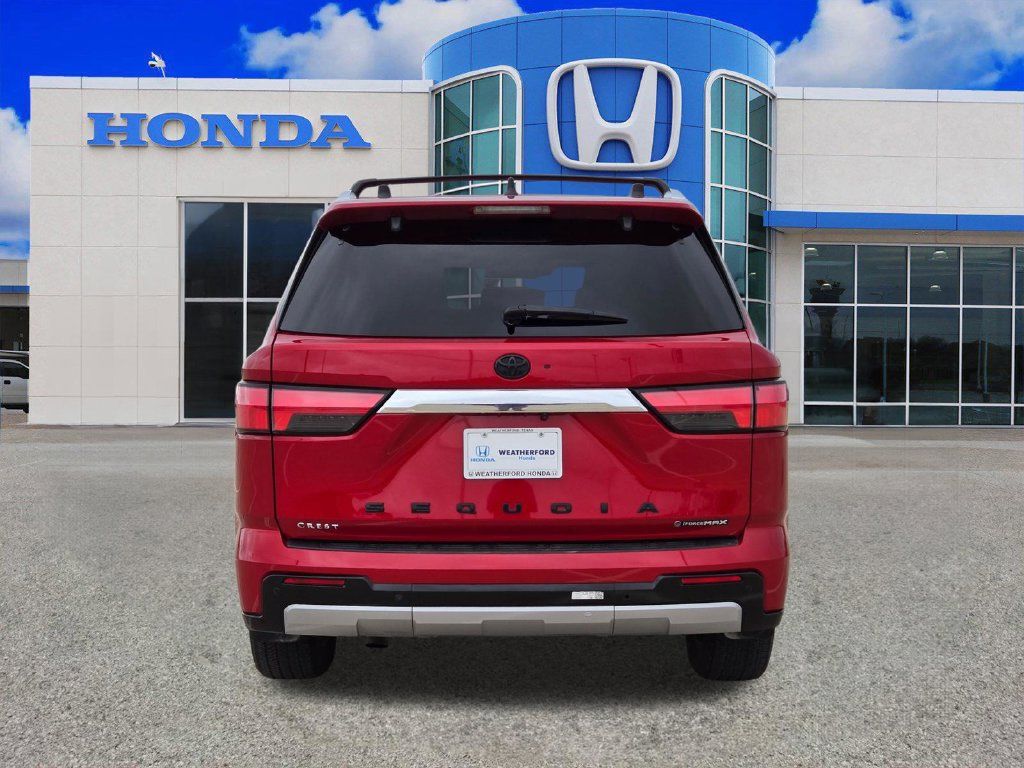 Used 2025 Toyota Sequoia Limited w/ Tow Technology Package AWD/4WD image 4