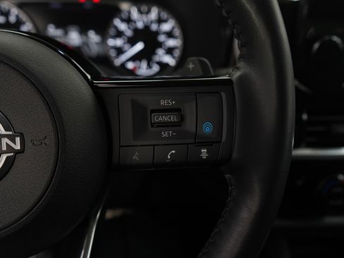 Used 2023 Nissan Pathfinder SL w/ SL Premium Package image 17