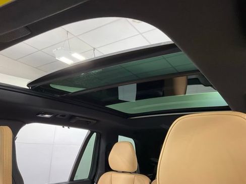 Certified 2024 Volvo XC90 T8 Ultimate w/ Protection Package Premier AWD/4WD image 23