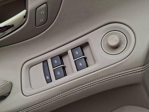 Used 2015 Buick LaCrosse FWD image 25