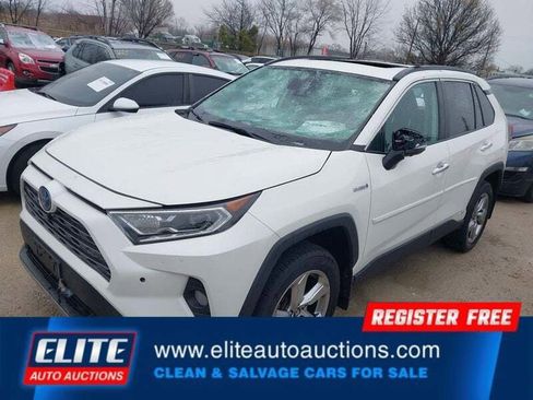 Used 2020 Toyota RAV4 Limited AWD/4WD image 4