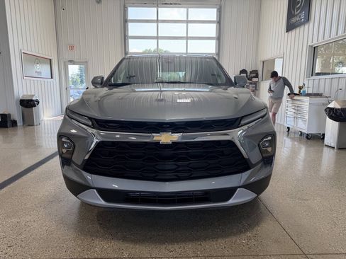 Used 2024 Chevrolet Blazer LT w/ LPO, Floor Liner Package FWD image 8