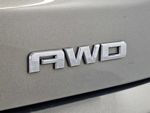 Used 2019 GMC Acadia Denali w/ LPO, Floor Liner Package AWD/4WD image 32