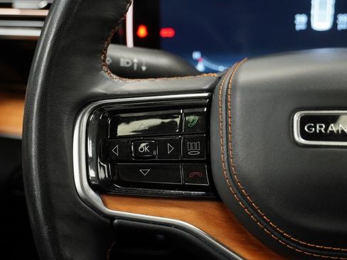 Certified 2024 Jeep Grand Wagoneer Series III w/ Rear Seat Video Group 1 image 38