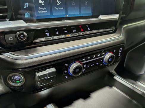 Used 2024 Chevrolet Silverado 3500 High Country w/ High Country Premium Package AWD/4WD image 27