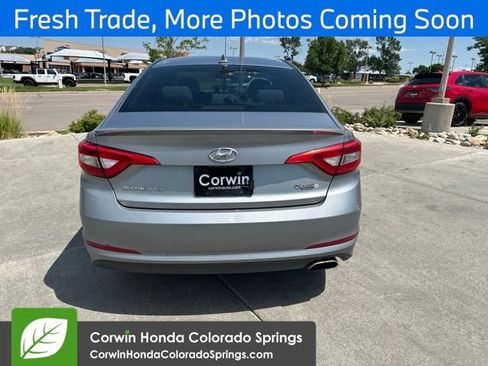 Used 2015 Hyundai Sonata SE FWD image 5