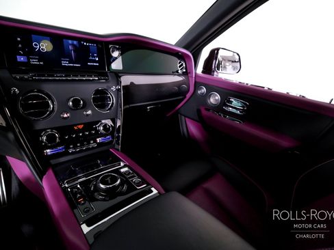 Certified 2025 Rolls-Royce Cullinan Black Badge image 15