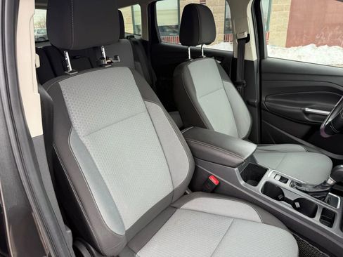 Used 2017 Ford Escape SE w/ Equipment Group 201A image 30