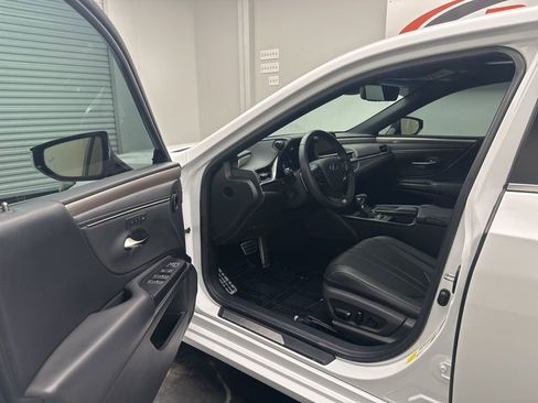 Used 2021 Lexus ES 350 F Sport w/ Accessory Package 2 image 5