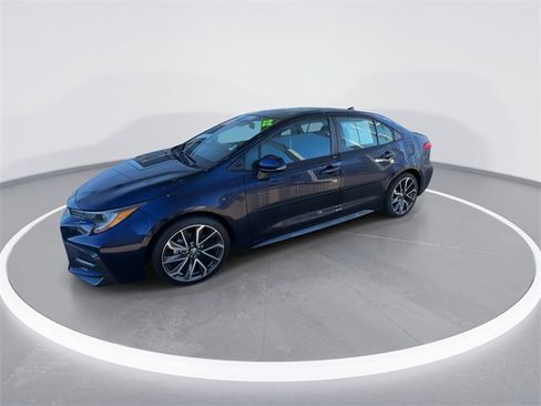 Used 2022 Toyota Corolla SE image 5