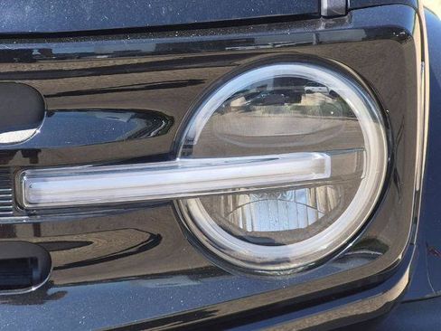 Certified 2025 Ford Bronco Outer Banks AWD/4WD image 9