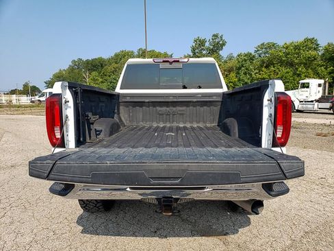 Used 2023 GMC Sierra 2500 SLT w/ SLT Convenience Package image 25