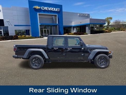 Used 2022 Jeep Gladiator Sport w/ Trailer Tow Package AWD/4WD image 28