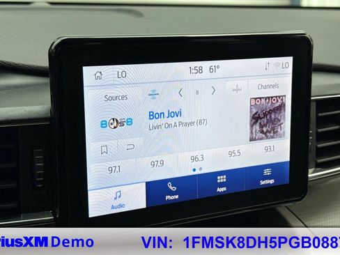 Used 2023 Ford Explorer XLT w/ Equipment Group 202A image 33