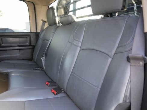 Used 2020 RAM 5500 Tradesman w/ Safety Group image 13