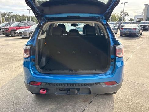 Used 2018 Jeep Compass Trailhawk w/ Popular Equipment Group AWD/4WD image 32