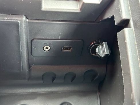 Used 2012 Ford Mustang GT Premium w/ HID Headlamps & Security Pkg RWD image 34