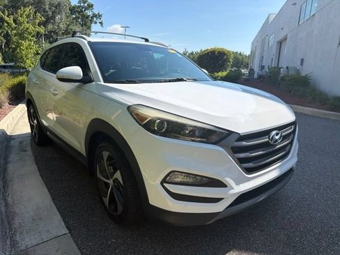 Used 2016 Hyundai Tucson Sport FWD image 1