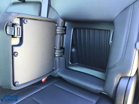 Used 2025 Chevrolet Silverado 1500 LT image 17