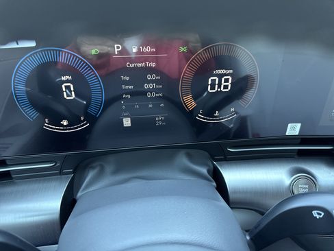 New 2026 Hyundai Kona SEL Premium image 8