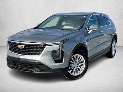 Used 2024 Cadillac XT4 Luxury w/ Cold Weather Package