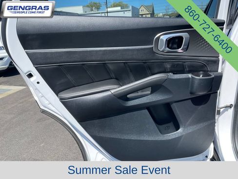 Used 2023 Kia Sorento SX AWD/4WD image 31