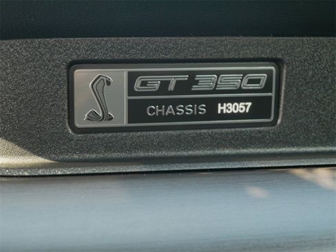 Certified 2017 Ford Mustang Shelby GT350 image 35