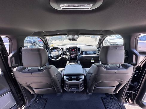 New 2026 RAM 1500 Laramie AWD/4WD image 22