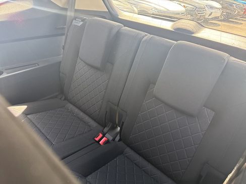 Used 2021 Volkswagen Atlas S FWD image 26