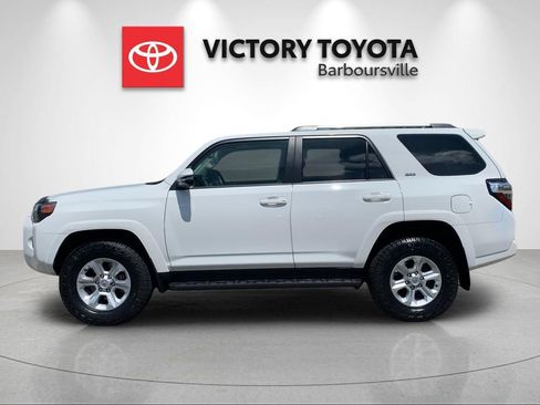Used 2023 Toyota 4Runner SR5 Premium w/ Moonroof Package AWD/4WD image 2