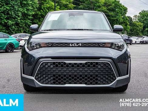 Used 2025 Kia Soul LX w/ LX Technology Package FWD image 9
