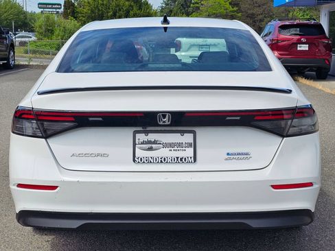 Used 2024 Honda Accord Sport image 4