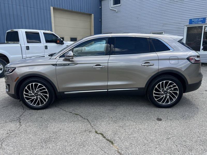 Used 2020 Lincoln Nautilus Reserve AWD/4WD image 5