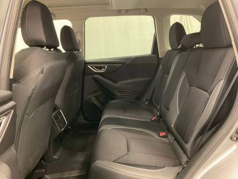 Used 2023 Subaru Forester Premium image 34