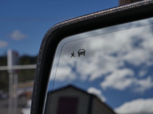 Used 2024 Chevrolet Silverado 1500 LTZ image 38