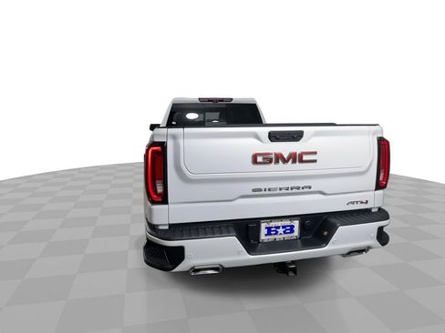 Used 2025 GMC Sierra 1500 AT4 w/ Technology Package image 7