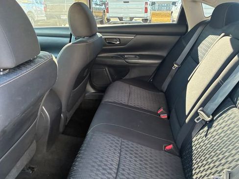 Used 2018 Nissan Altima 2.5 SV image 12