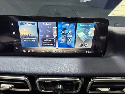 New 2026 Nissan Sentra SL w/ Floor Mat Package image 28