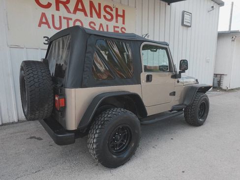 Used 2003 Jeep Wrangler X image 7
