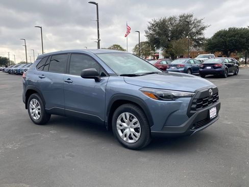 New 2026 Toyota Corolla Cross L FWD image 3