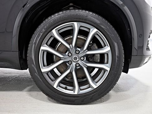 Used 2019 Volvo XC90 T6 Momentum w/ Advanced Package AWD/4WD image 40