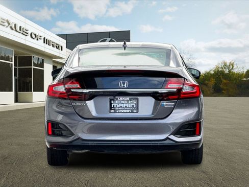 Used 2018 Honda Clarity Touring image 9