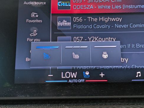 Used 2025 BMW X7 M60i AWD/4WD image 27