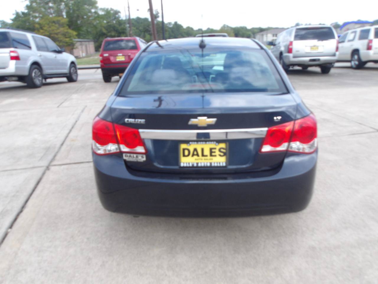 Used 2015 Chevrolet Cruze LT FWD image 11