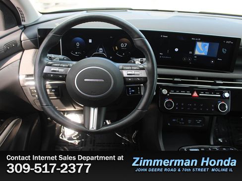 Used 2025 Hyundai Tucson Limited AWD/4WD image 12