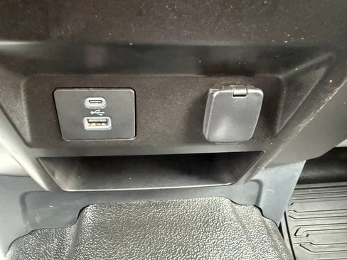 Used 2022 Ford F250 XLT w/ XLT Value Package AWD/4WD image 61