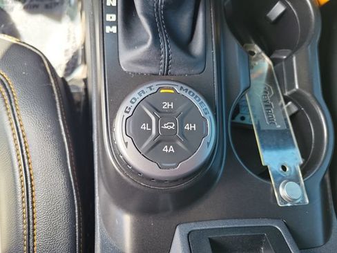 Used 2021 Ford Bronco Badlands AWD/4WD image 32