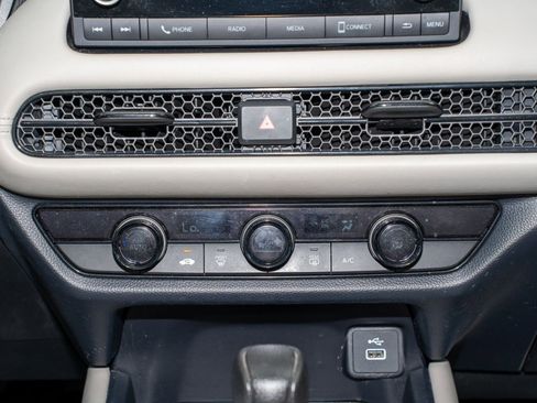 Certified 2023 Honda HR-V LX image 22